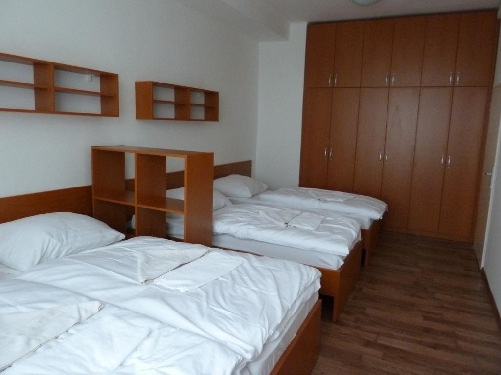 Hotel Jurki Dom Bratislava Esterno foto